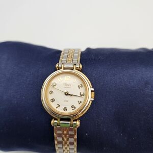 Vintage Timex Gold and Silver Two-Tone Ladies Wristwatch.